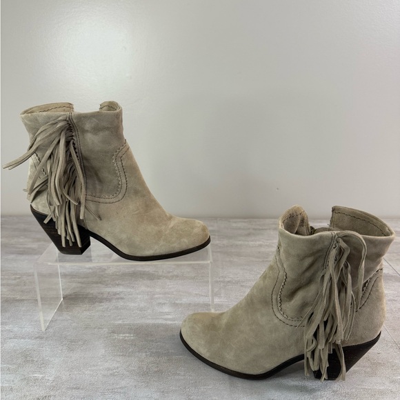 SAM EDELMAN Louie Suede Fringe Ankle Boots Booties Size Women’s 5.5 gray putty - Picture 1 of 9